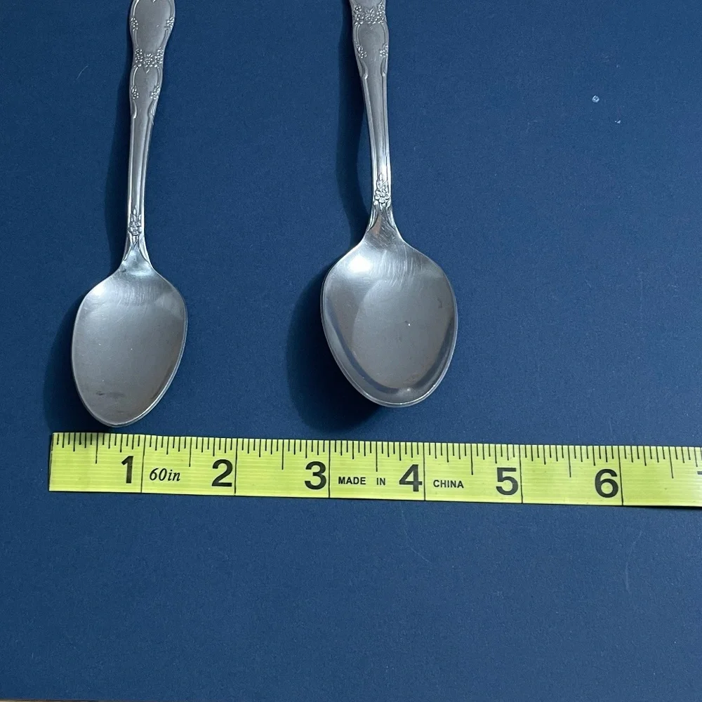 Oneida Wm Rogers Flatware Fenway Pattern 1 Teaspoon 1 Soup Spoon Made in USA